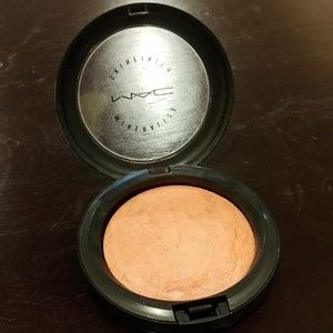 Mac mineralize blush